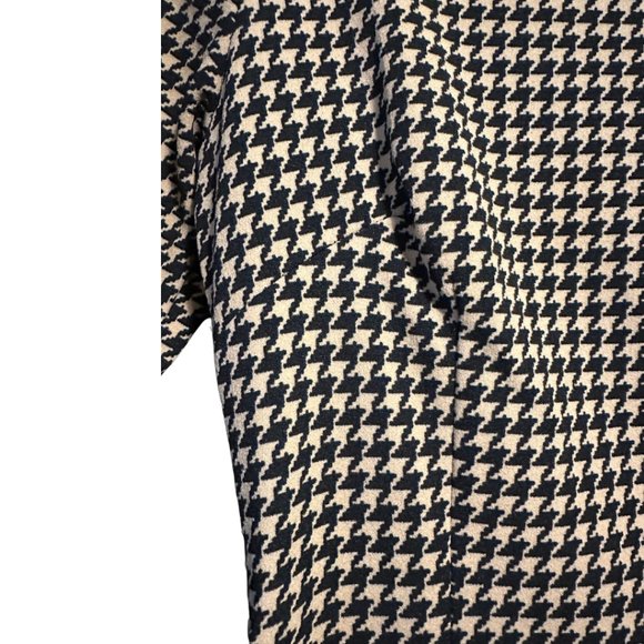 Black and Nude Houndstooth Dress with Belt Size M - Picture 6 of 16